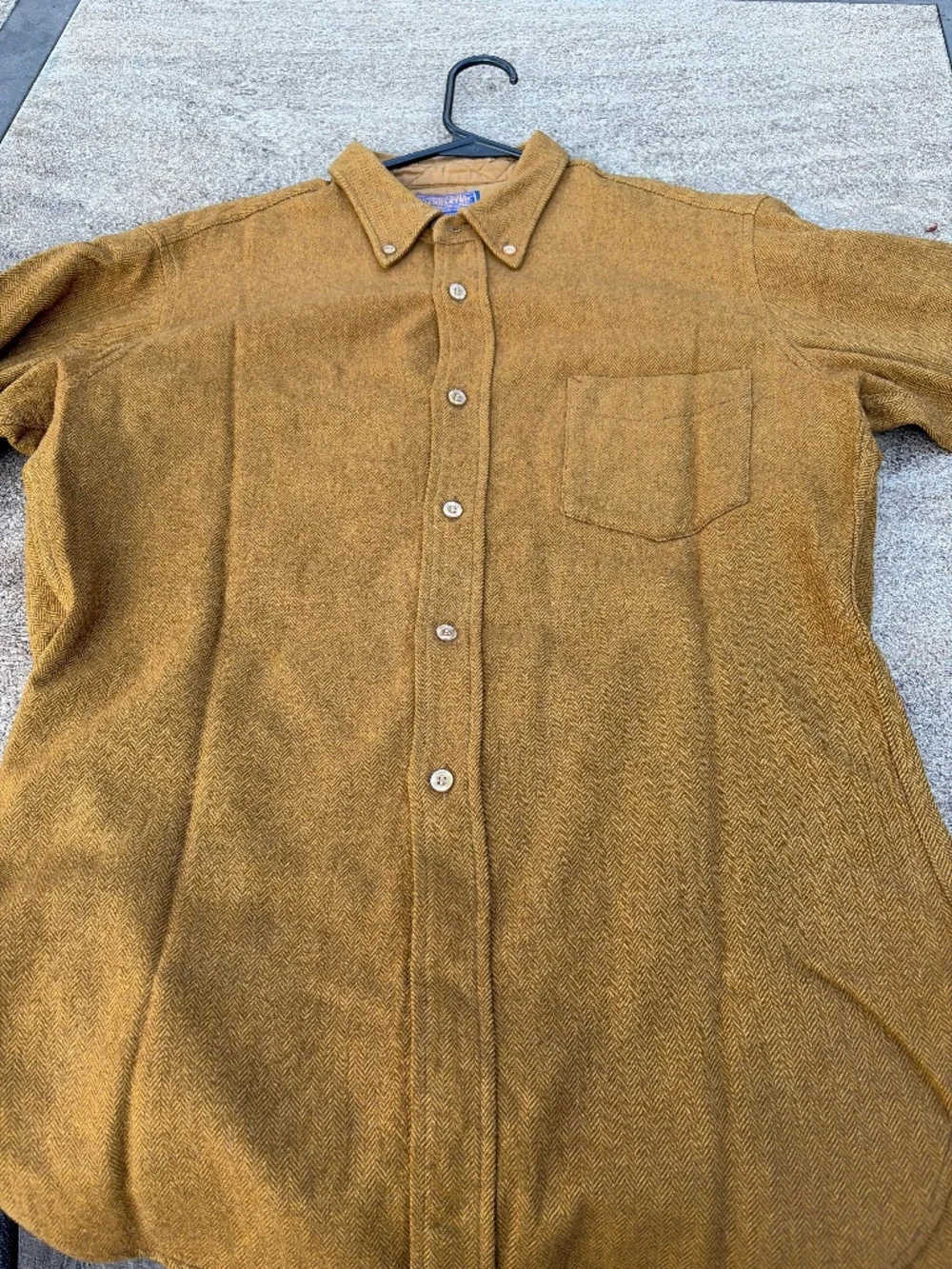 Pendleton wool shirt - Picture 1 of 4